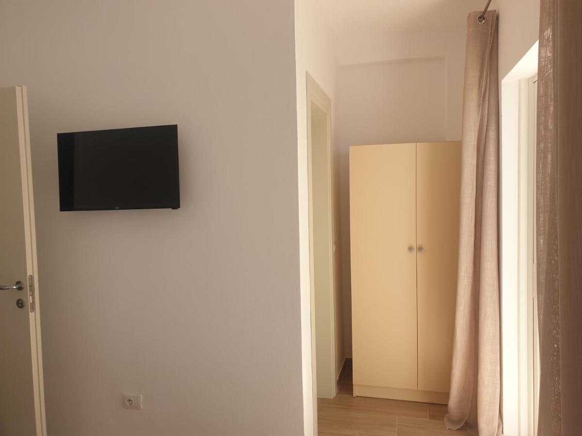 Rooms By George Dhërmi Exterior foto